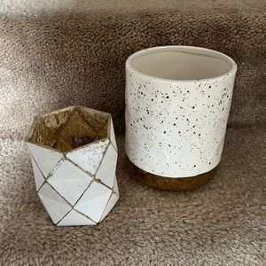 Gold & White Vases (Both)